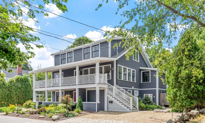 Rockport Appartement | Charming 2-bedroom apartment in serene Rockport neighborhood