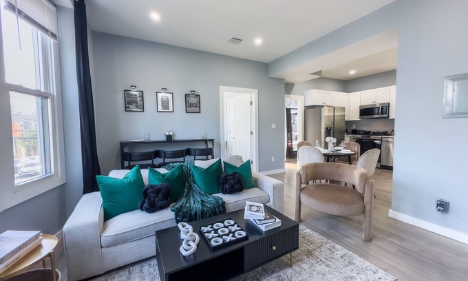 Harrison Appartement | Charming 2-bedroom apartment with AC, WiFi in fabulous Harrison