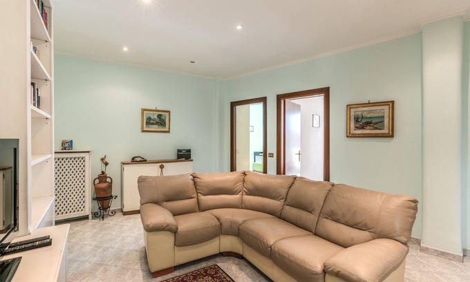 Garbatella Appartement | Charming 2-bedroom apartment with WiFi, AC in amazing Roma