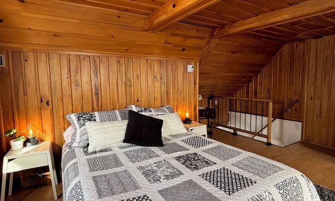 Boischatel Maison | Charming 2-bedroom house in beautiful Boischatel with WiFi
