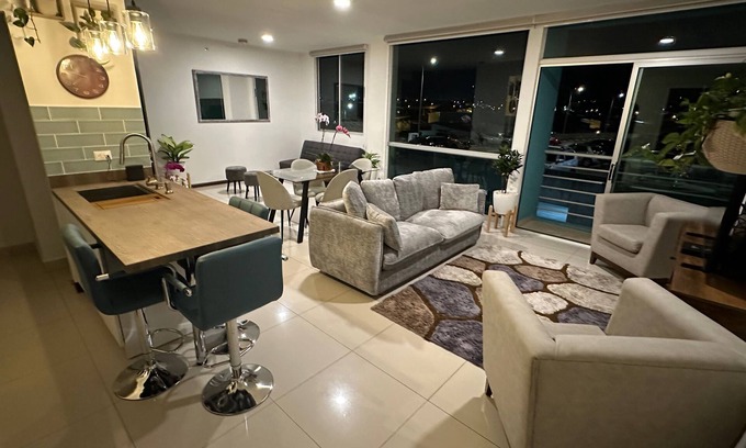 Hatillo Appartement | Charming 2-bedroom condo apartment with WiFi, fitness & pool in San José