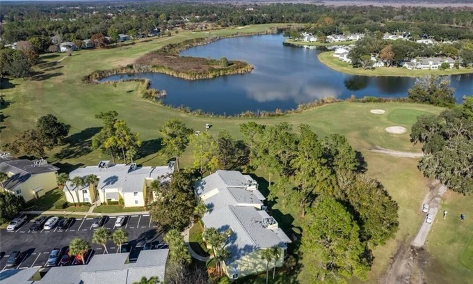 Silver Springs Shores Copropriété | Charming 2-bedroom condo with WiFi, AC in enchanting Ocala