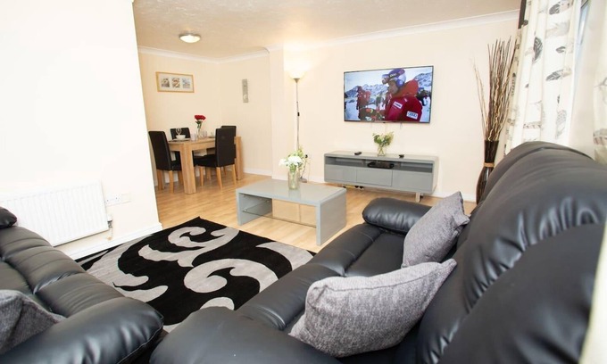 Thamesmead East Maison | Charming 2-Bedroom House