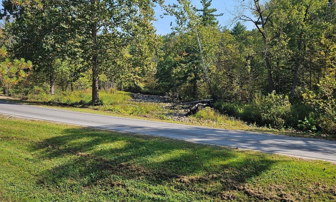 St. Johnsville Maison | Charming 2-bedroom mobile home with WiFi & Window AC in Fort Plain