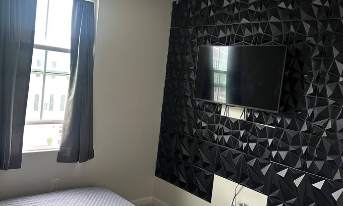 Changewater Maison | Charming 2-bedroom townhome with WiFi, AC in amazing Washington, NJ
