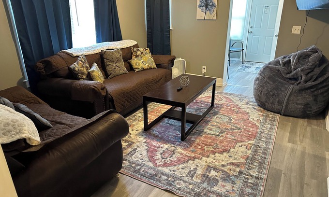 Keego Harbor Appartement | Charming 2-bedroom apartment with AC, WiFi in Pleasant Keego Harbor