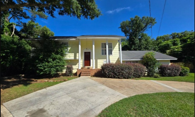 Tallahassee Maison | Charming 2-bedroom house in marvelous Tallahassee with AC, WiFi