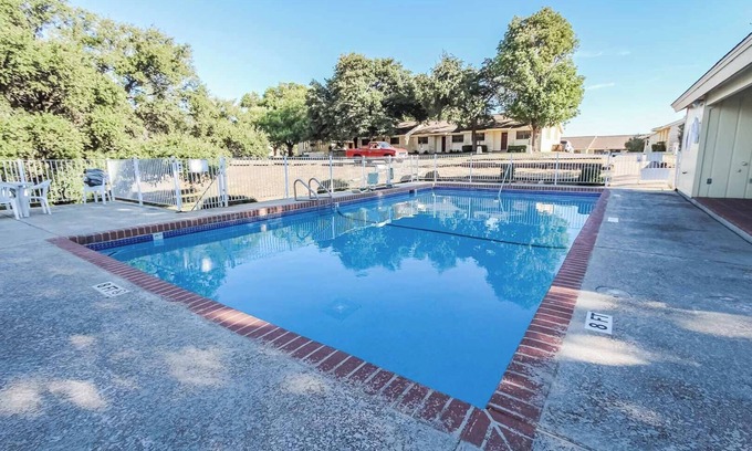 Highland Lake Estates Copropriété | Charming 2-bedroom with AC, WiFi in fantastic Lago Vista