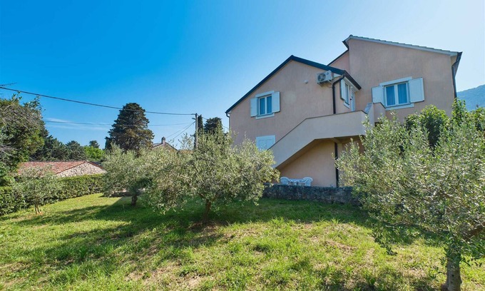 Nerezine Appartement | Charming 2-Bedrooms Apartment in Nerezine