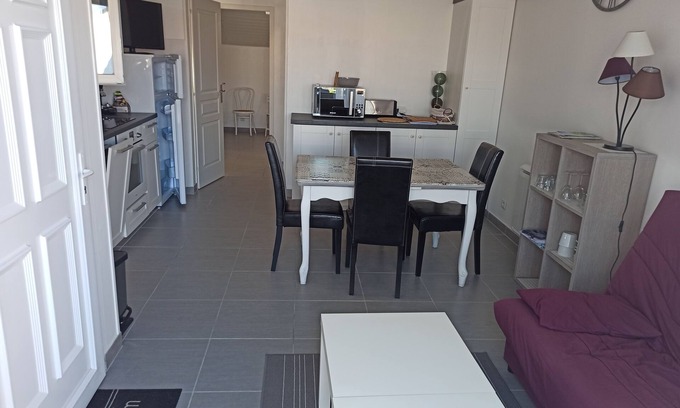 Biscarrosse Plage Appartement | Charmant t2 classé 2 étoiles élégant à 200 m de la plage et des commerces