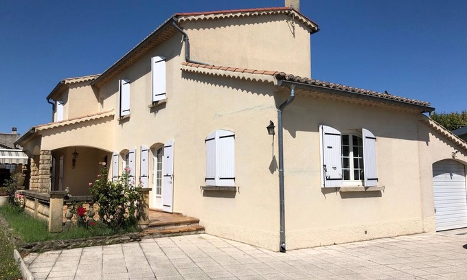 Bollene Villa | Villa de charme 220m² avec piscine (chauffée) en Provence, classé 4 étoiles ****