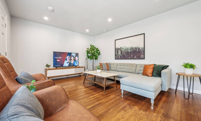 Burlingame Appartement | Charming 2BR/1BA Apt in Burlingame, Close to SFO