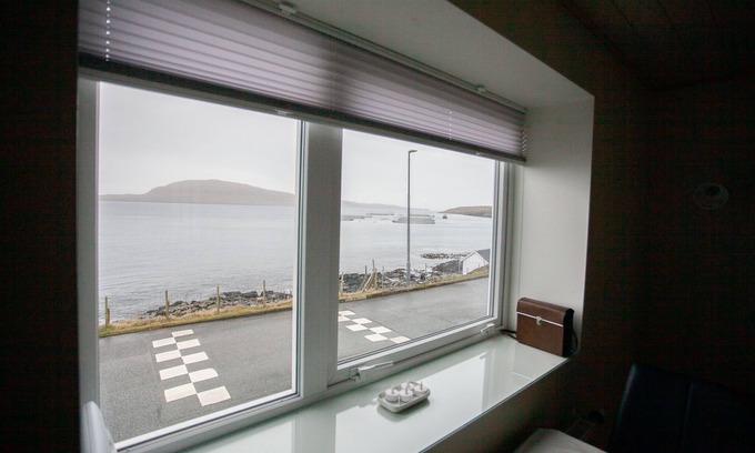 Streymoy Appartement | Charming 2Br Apartment, Sea View