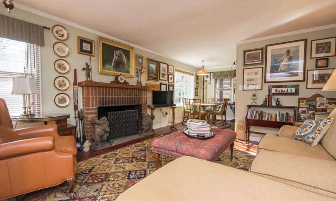 Royal Pines Maison | The Eclectic Escape S