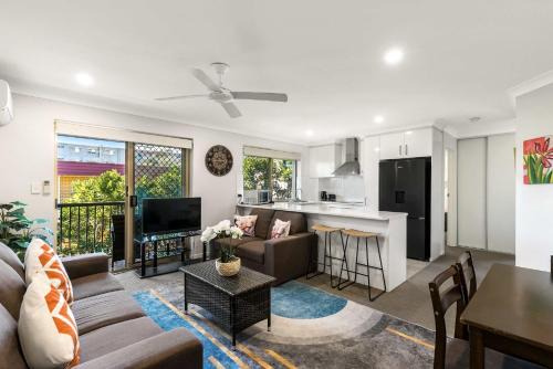 Nundah Appartement | Charming 3-bed Apartment near Local Shops