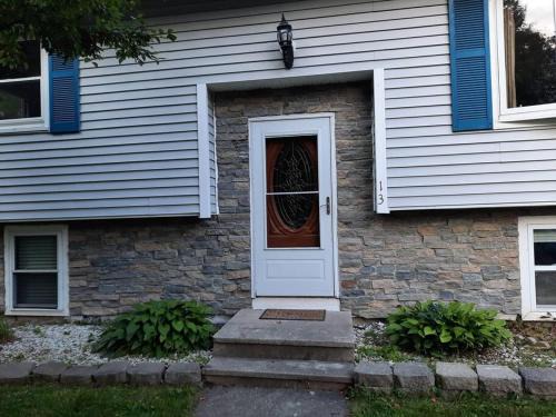 Old Orchard Beach Maison | Charming 3 Bedroom, 1 Bath home