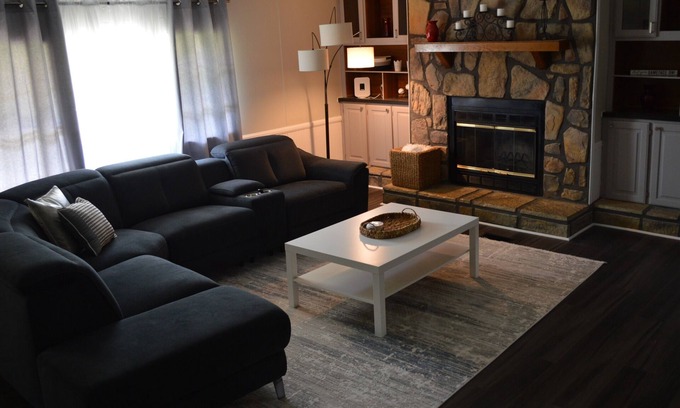 Elrod Maison | Charming 3-bedroom - 20 mins to campus