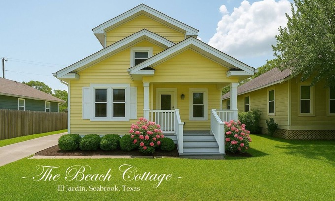 El Lago Maison | Charming 3-bedroom cottage in Seabrook, Texas