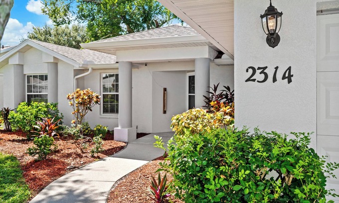 Trailer Estates Maison | Charming 3-bedroom house in Bradenton Had been remodeled almost everything new.
