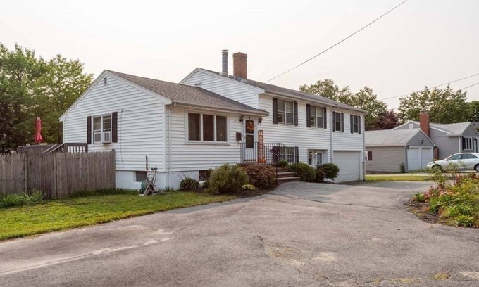 Peabody Maison | Charming 3-bedroom house in delightful Peabody