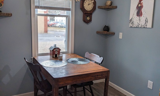 Sunbury Maison | Charming 3-bedroom house in serene Sunbury with AC, WiFi