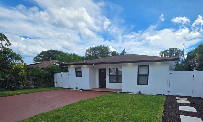 Delray Beach Maison | Charming 3-bedroom house in lovely Delray Beach with AC