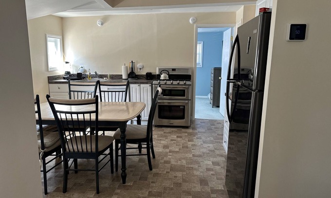 Somers Point Maison | Charming 3-bedroom house with Wi-Fi and AC located in tranquil Somers Point,