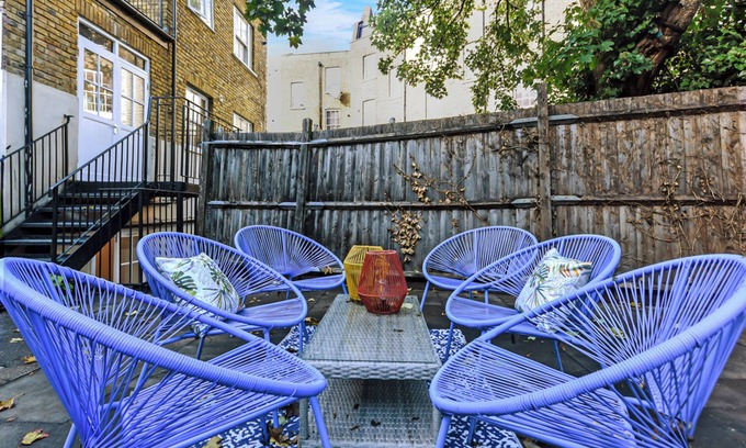 Canonbury Maison | Charming 3-BR Flat with Ensuite Master and Balcony