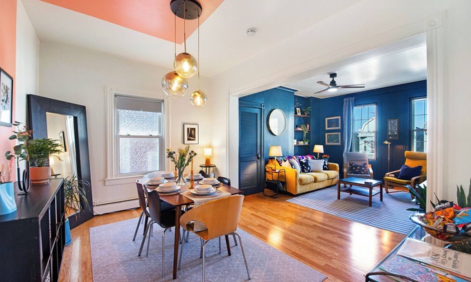 McGinley Square Appartement | Charming 3BD apt minutes from NYC, EWR w/ parking