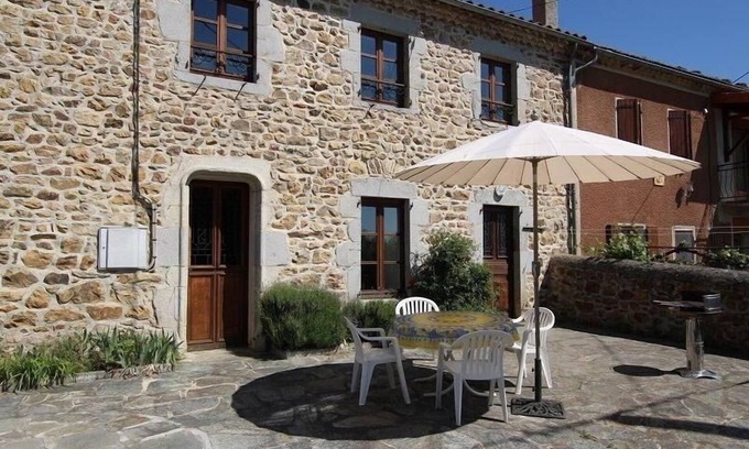 Ferrussac Cottage | Gîte indépendant avec cour privative près de Lavoute-Chilhac et Langeac