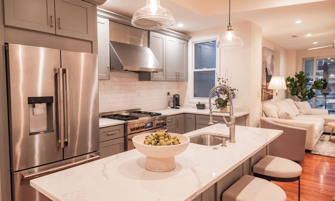 Trinidad Maison | Charming 4-bedroom House in Capitol Hill with Private and Secured Parking