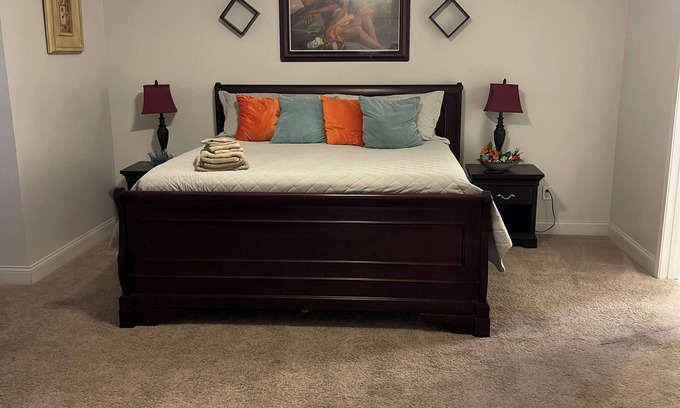Elliott Maison | Charming 4-bedroom house with WiFi near Shaw Airforce and Downtown Sumter