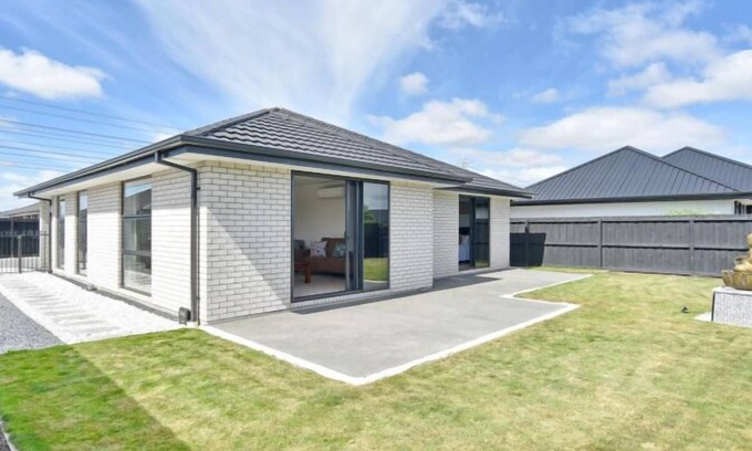 Christchurch Appartement | Charming 4-bedroom home located near Christchurch International Airport.