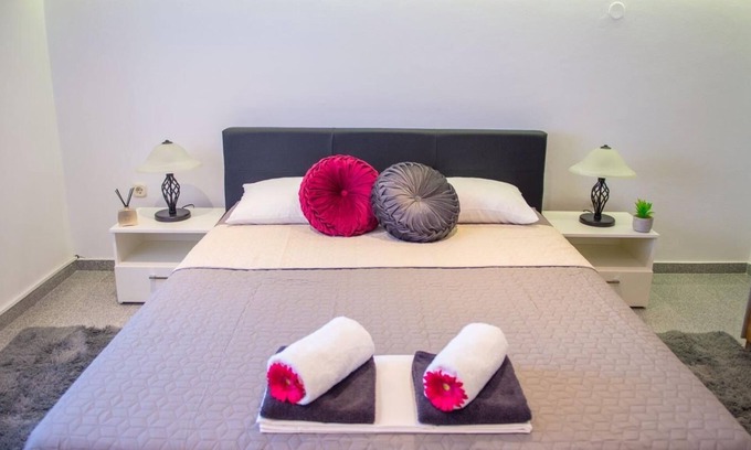 Ljubuski Villa | Charming 4-bedroom villa with AC, WiFi in gorgeous Ljubuški