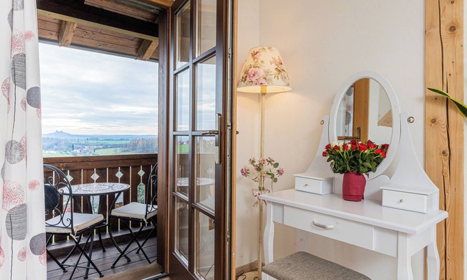 Mirova pod Kozakovem Maison | Charming 4-bedroom country house in lovely UNESCO Czech Paradise area with WiFi