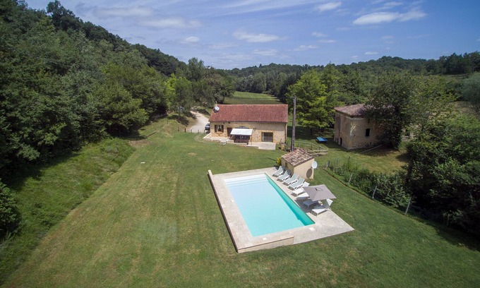 Capdrot Maison | Gîte Périgord indépendant 8 pers avec piscine chauffée proche Bastide Monpazier