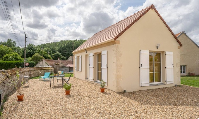Fay-les-Etangs Cottage | Gîte cosy à Fay-les-Étangs: Jardin, Parking, Wi-Fi, Équipements moderness