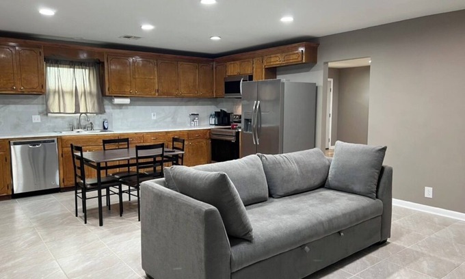 Booth Maison | Charming 4Bd/3Ba w/AC, WiFi, views in Prattville, 10 mi from Ray Trent Golf Crse