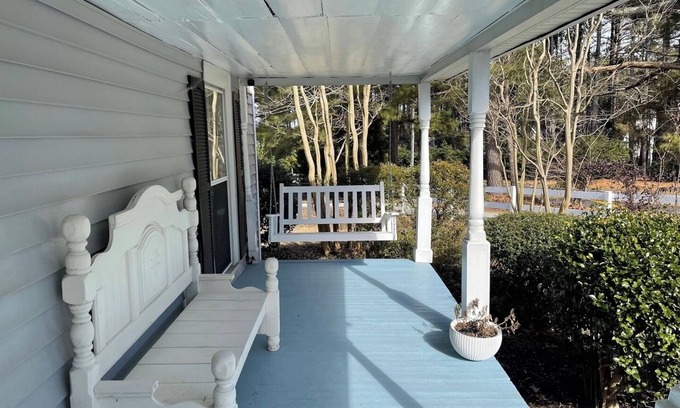Apex Cottage | Charming 4BR Historic Home With Scenic Views