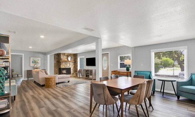 Clearwater Maison | Charming 4BR w/BBQ & Patio Near Clearwater Beach