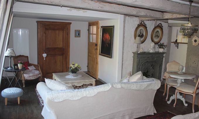 Kaysersberg-Vignoble Appartement | Suite d'hôtes de charme 60 m2, KAYSERSBERG ("Village préféré 2017 des Français")