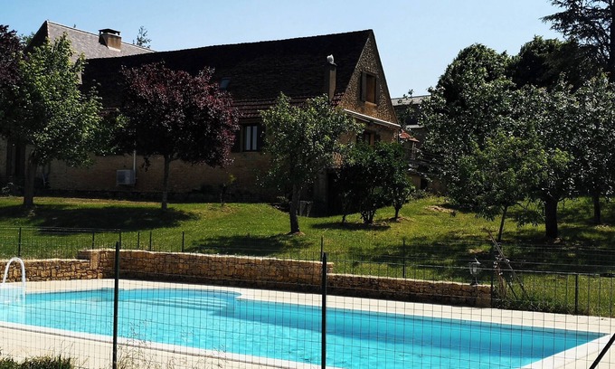Paunat Maison | Charmante maison de campagne climatisée avec piscine et paysage idyllique