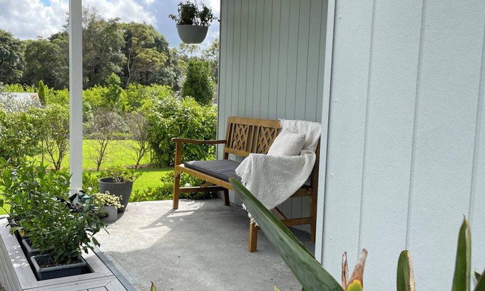 Arcadia Lit Et Petit-Déjeuner | Charming and peaceful 2-bedroom bed & breakfast retreat in wonderful Arcadia