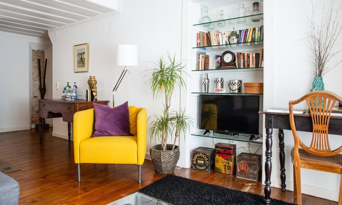 Cascais Appartement | CASA DA FONTE - PATIO, Charming apartment in the heart of Cascais