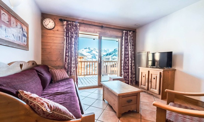 Les Almes Appartement | Charmant appartement rénové à Tignes – Proche pistes, balcon, WIFI, parking inclus