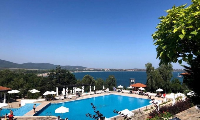 Sozopol Appartement | Charming apartment - huge terrace, AC and WiFi in Sozopol most awarded complex