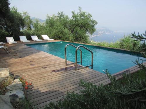 Rapallo Appartement | CHARMING APARTMENT VILLA with POOL