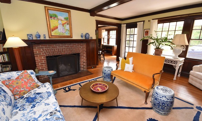 South Amherst Maison | Charming Arts and Crafts Bungalow in Amherst, Massachusetts