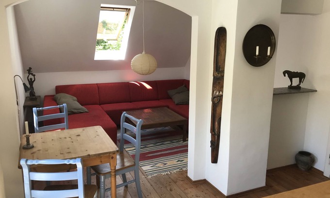 Forstenried Maison | Charming attic apartment on the most beautiful outskirts of Munich!