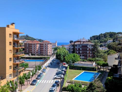 Sant Vicenc de Montalt Appartement | Charming Attic with Pool and Seaviews